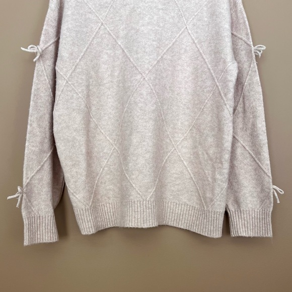 {Calligraphie} Diamond Pattern Wool Blend Crewneck Sweater with Bow Details - 1X - Picture 6 of 10